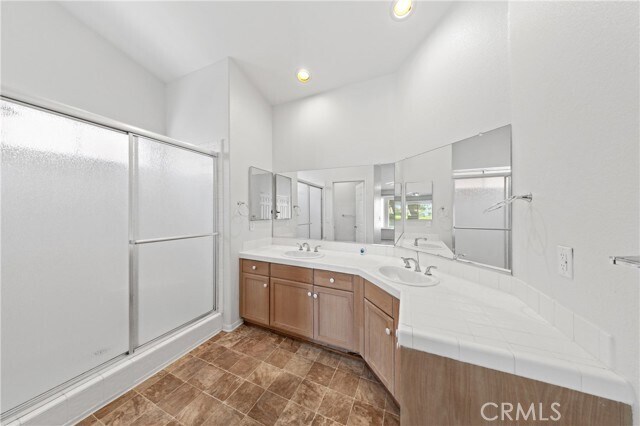 Building Photo - 2971 Peach Tree St