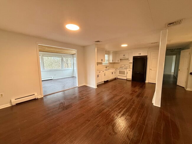 Building Photo - 123 Worthington Rd