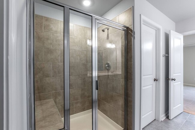 Building Photo - Move In Ready Three Bedroom Home!