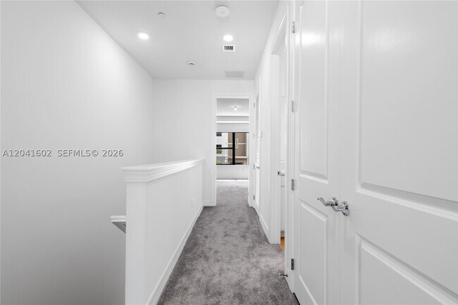 Building Photo - 8344 NW 7th Pl