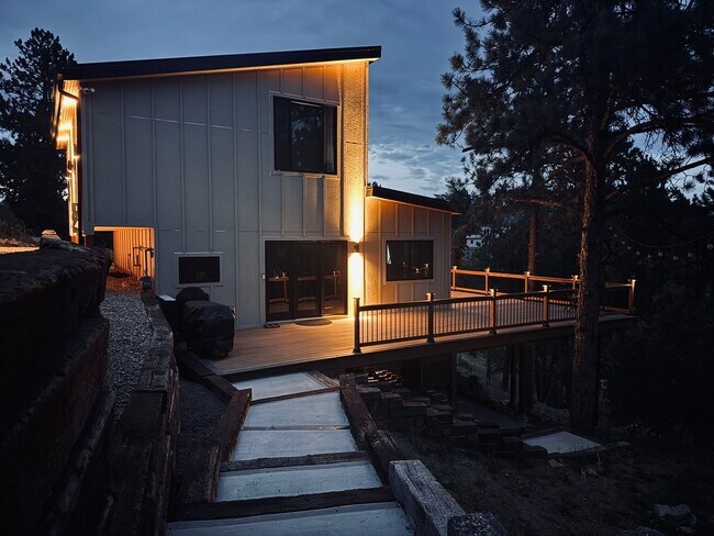 Building Photo - Charming 1BR House in Bailey