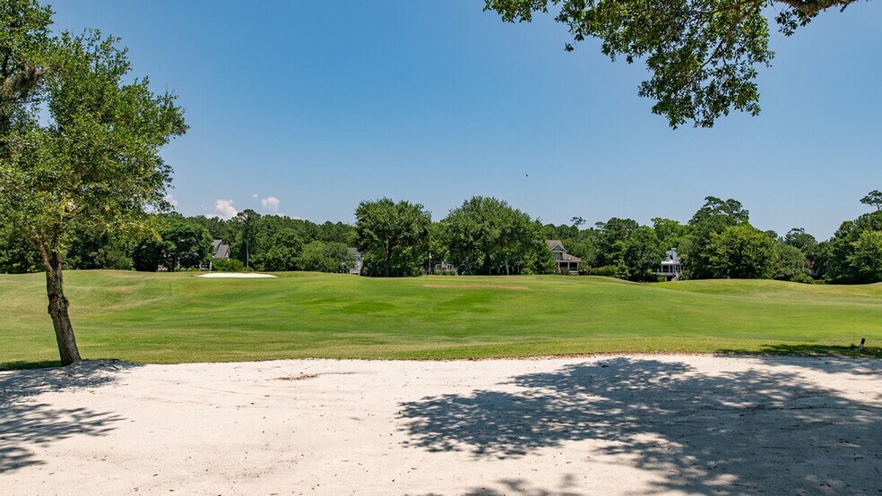 Building Photo - 49 Collins Meadow Dr