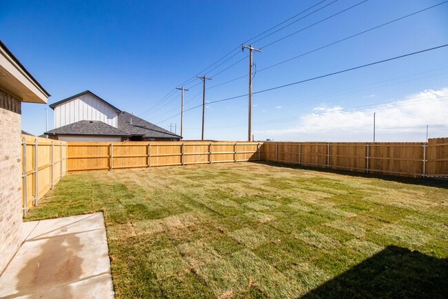 Building Photo - 2700 Tampa Bay Ave