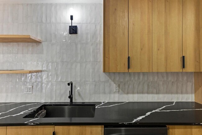 Building Photo - 3817 Leafield Dr