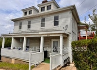 Building Photo - 313 5th St