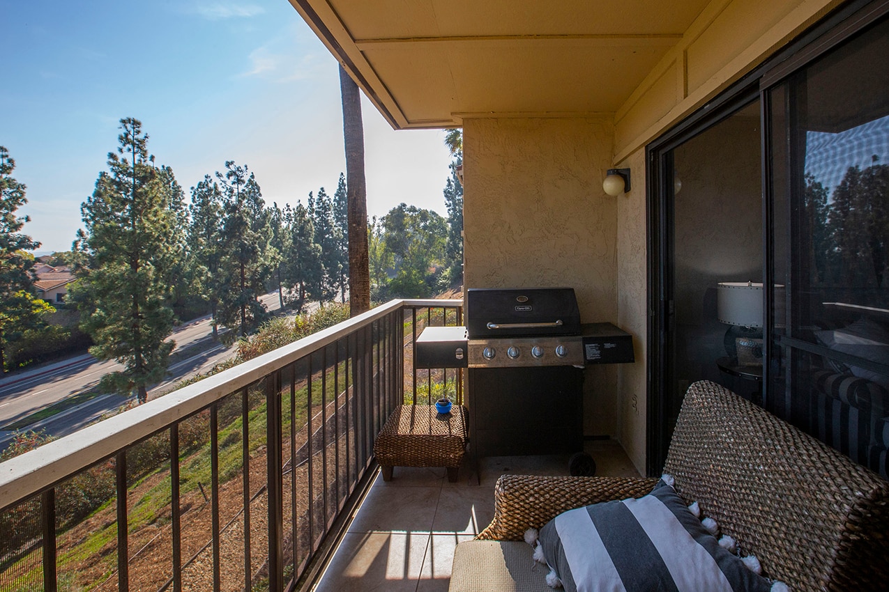 Building Photo - 12290 Corte Sabio