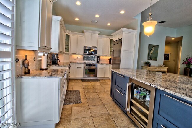 Building Photo - 7931 Valentina Ct