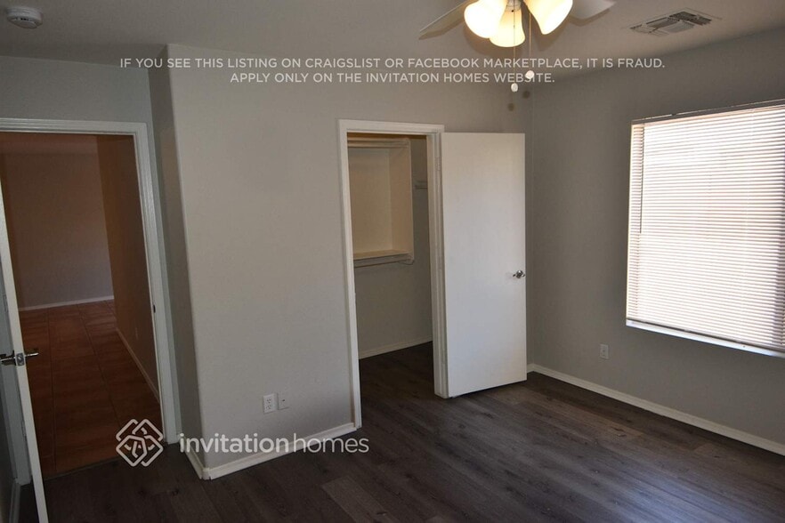 Building Photo - 8542 W El Caminito Dr