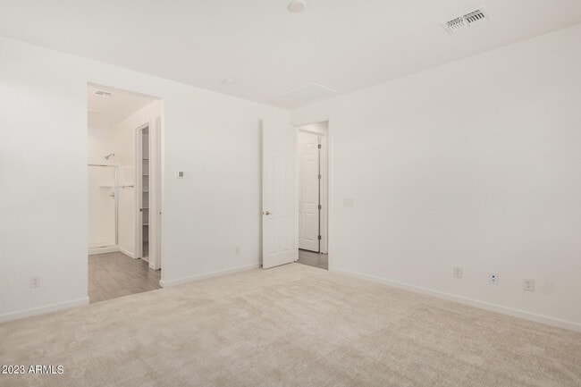 Building Photo - 2503 S 180th Dr