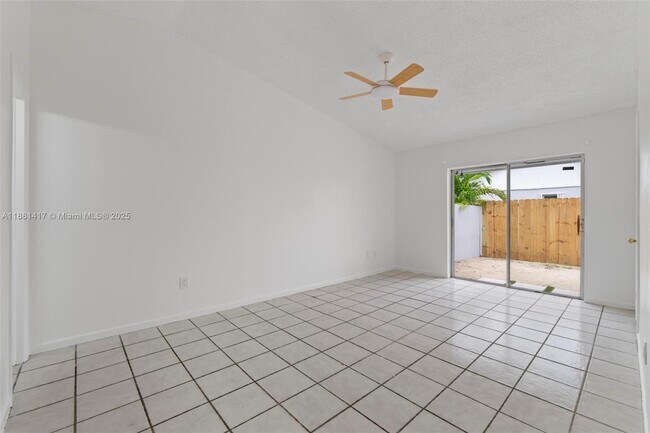 Building Photo - 10387 SW 209th Ln