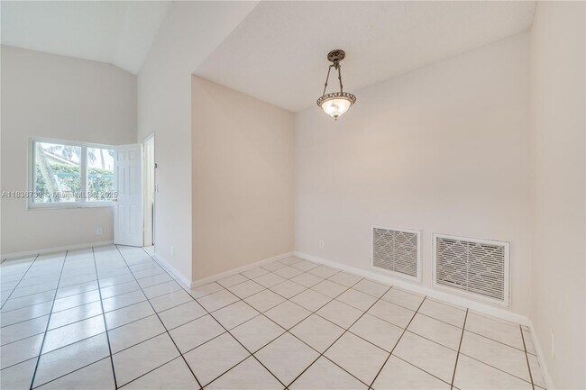 Building Photo - 360 NW 107th Ave