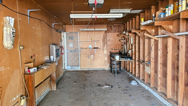 Building Photo - Featured Property