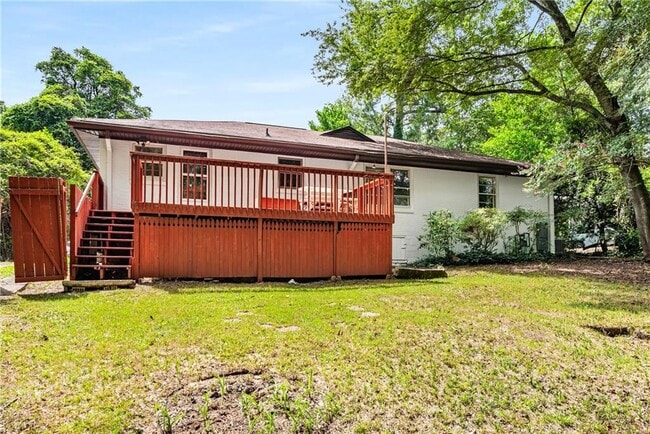 Building Photo - 1469 Clairmont Rd
