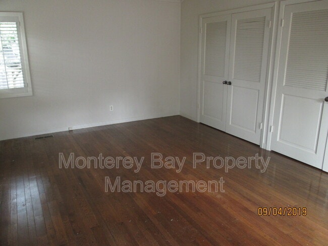 Building Photo - 3 Guadalupe St