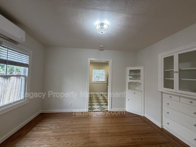 Building Photo - 45 1st St