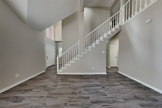 Building Photo - 14306 Cypress Falls Dr