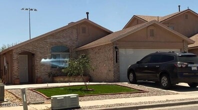 Building Photo - 11828 Jim Webb Dr