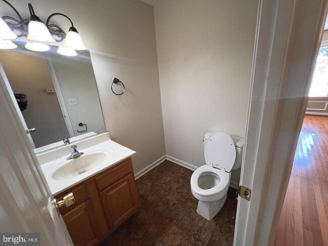 Building Photo - 42802 Higgs Ln