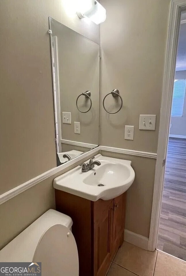 Building Photo - 130 Oxford Ct