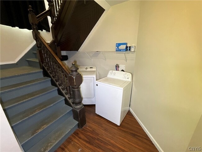 Building Photo - 222 Academy St