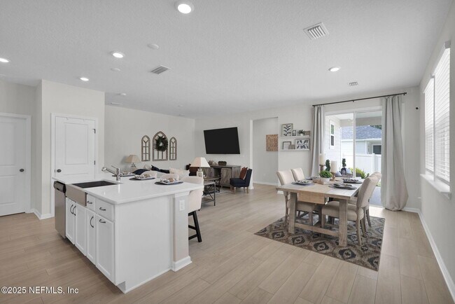 Building Photo - 143 Bayard Pl