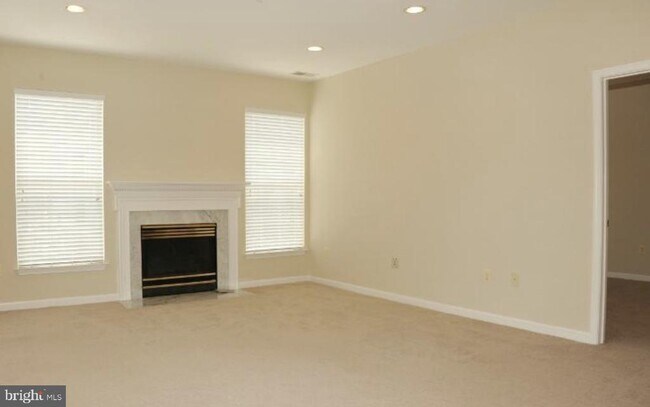 Building Photo - 5928 Founders Crossing Ct