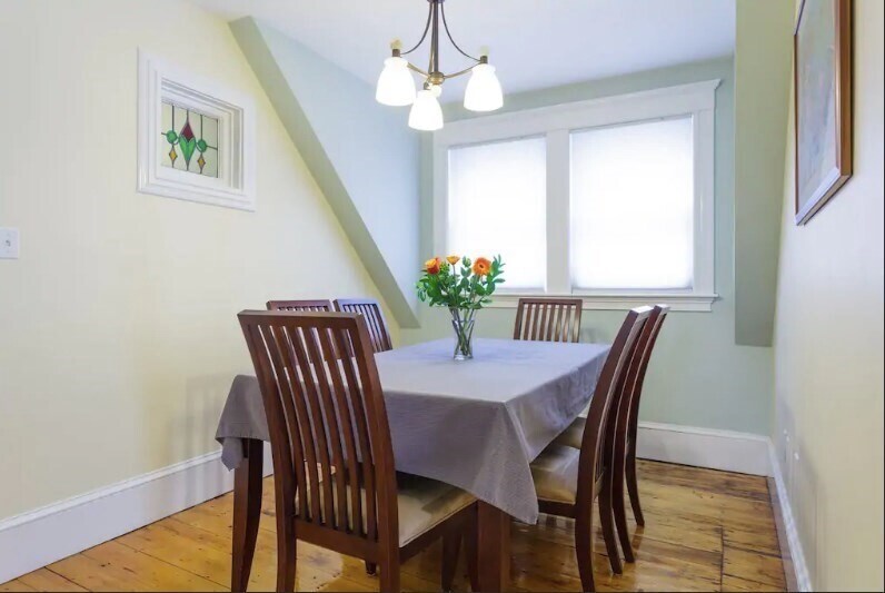 Building Photo - 3 Hagar St