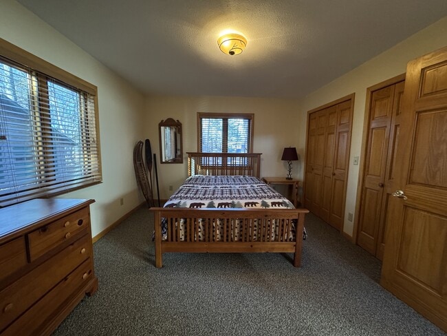 Building Photo - N. N Townline Rd