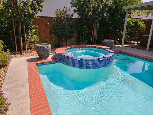 Building Photo - COMING SOON- Charming Single Family Home with Pool in Burbank