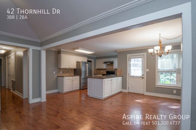 Building Photo - 42 Thornhill Dr