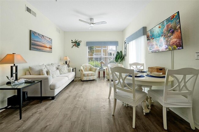 Building Photo - 2618 Lodi Cir