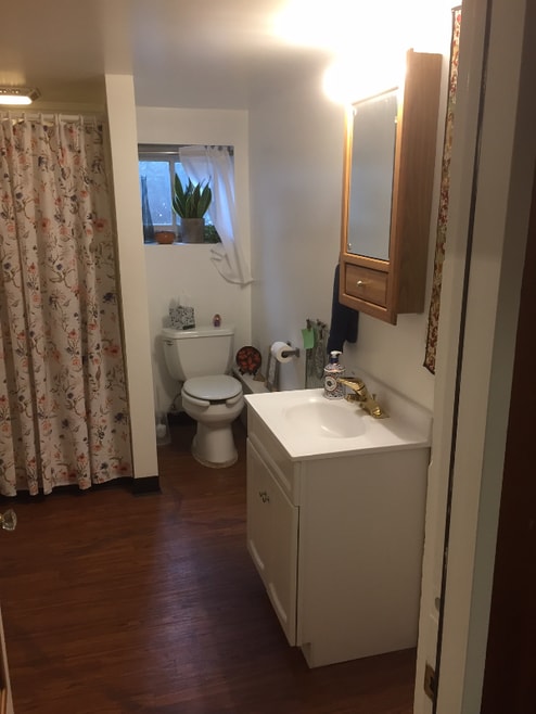 Building Photo - 352 Marion Ave