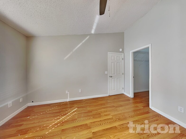 Building Photo - 17128 Woodcrest Way