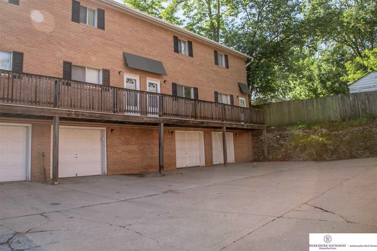 Building Photo - 1901 Winnie Dr