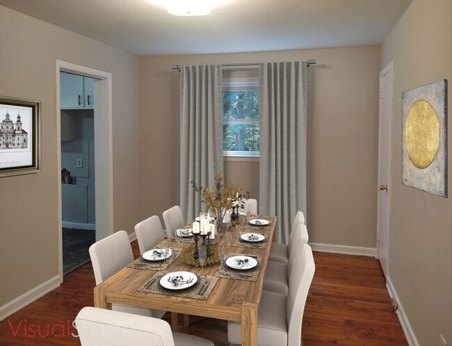 Building Photo - 3 bedroom 1 bath house- pet friendly available now