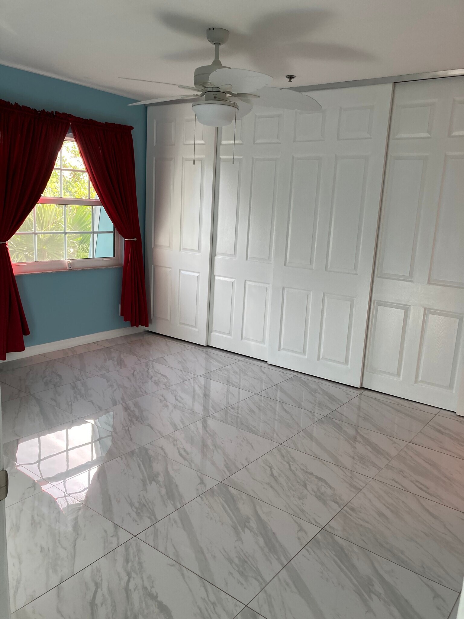 Building Photo - 950 S Kanner Hwy