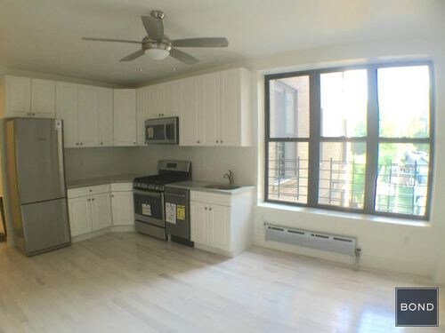 Building Photo - 658 W 188th St