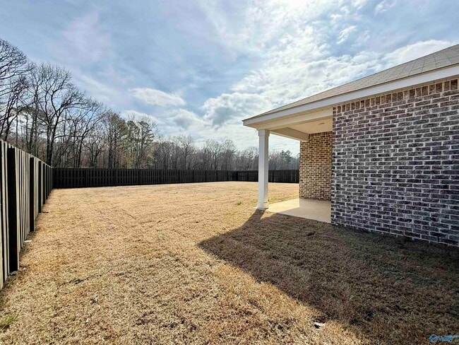 Building Photo - 1263 Eidson St