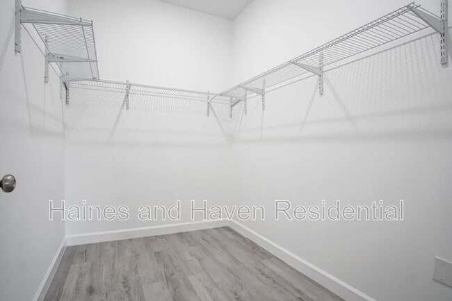 Building Photo - 308 Pearl St