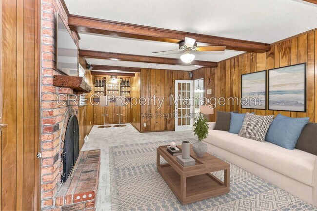 Building Photo - 321 Shaftesbury Ln