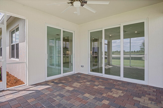 Building Photo - 10353 SW Captiva Dr