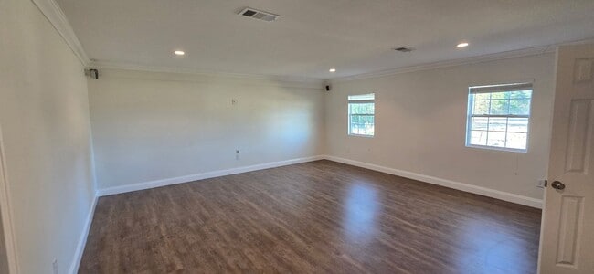 Building Photo - 2718 FM 408