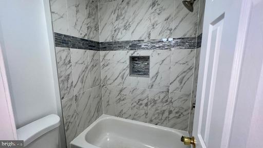 Building Photo - 6628 Byrns Pl