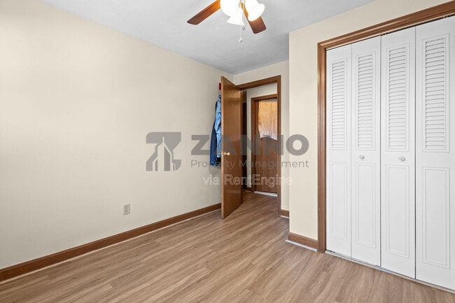 Building Photo - 1 Talbot St