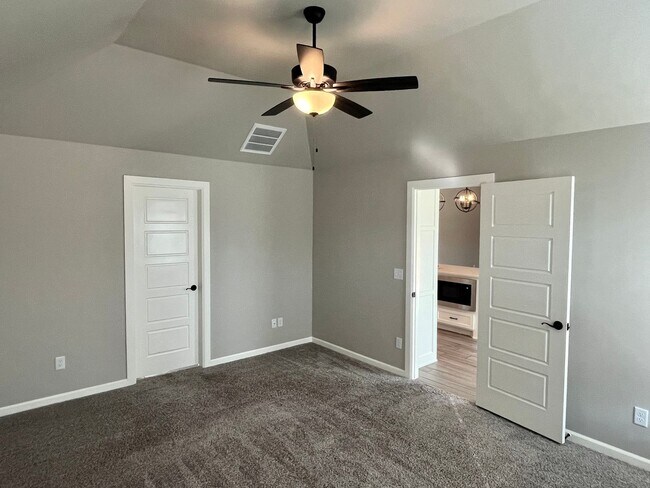 Building Photo - Beautiful 3 Bed, 2 Bath, 2 Car North Edmond/Arcadia