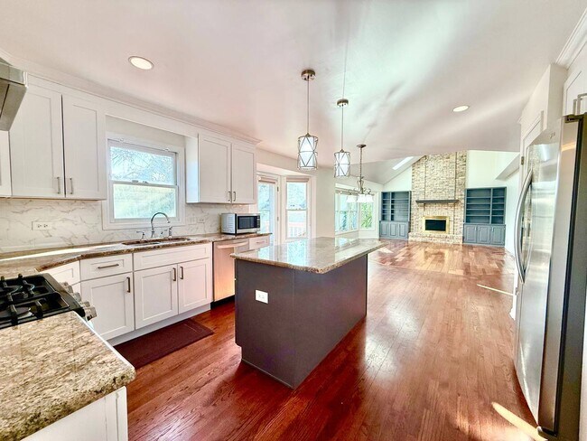 Building Photo - 2825 Tory Ct