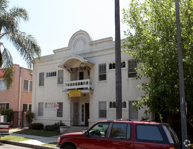 Building Photo - 323 Hermosa Ave.