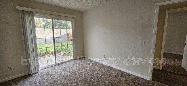 Building Photo - 10412 S White Rock Rd