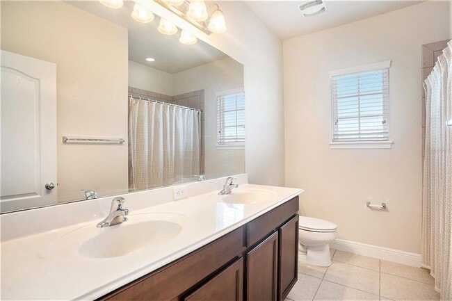 Building Photo - 11428 Quiet Forest Dr