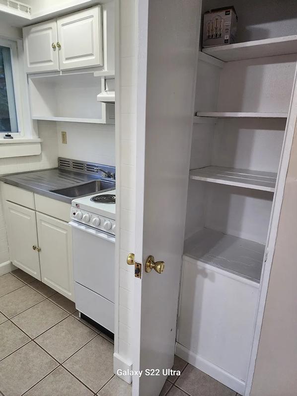 Building Photo - 3115 Henrietta St